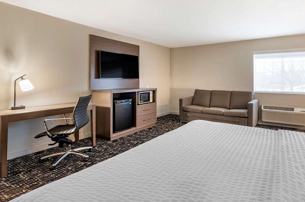 Hotel Clarion Pointe Plainfield